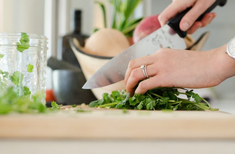 Nutrition and Mental Health: Eating to Reduce Inflammation in Pflugerville